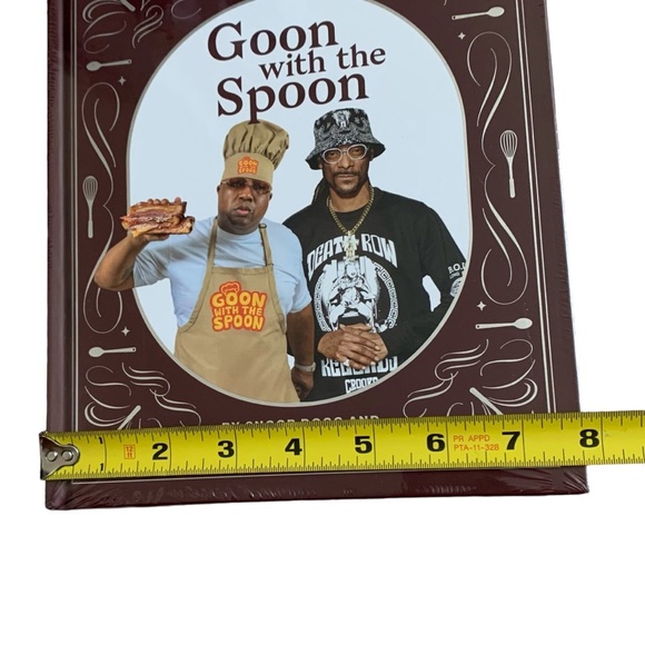 Snoop Dogg Presents Goon With The Spoon Snoop Dogg and Earl “E-40” Stevens Book - Picture 4 of 6